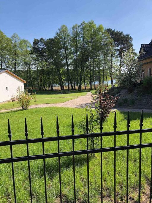 Haus Wilma Gruene Idylle Im Wald Direkt Am See Wendisch Rietz Εξωτερικό φωτογραφία